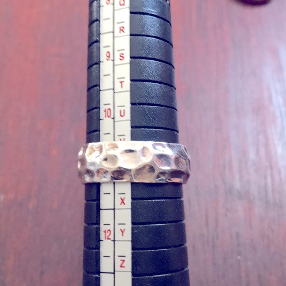 Size 11 quality substantial sterling silver ring - Picture 1 of 6